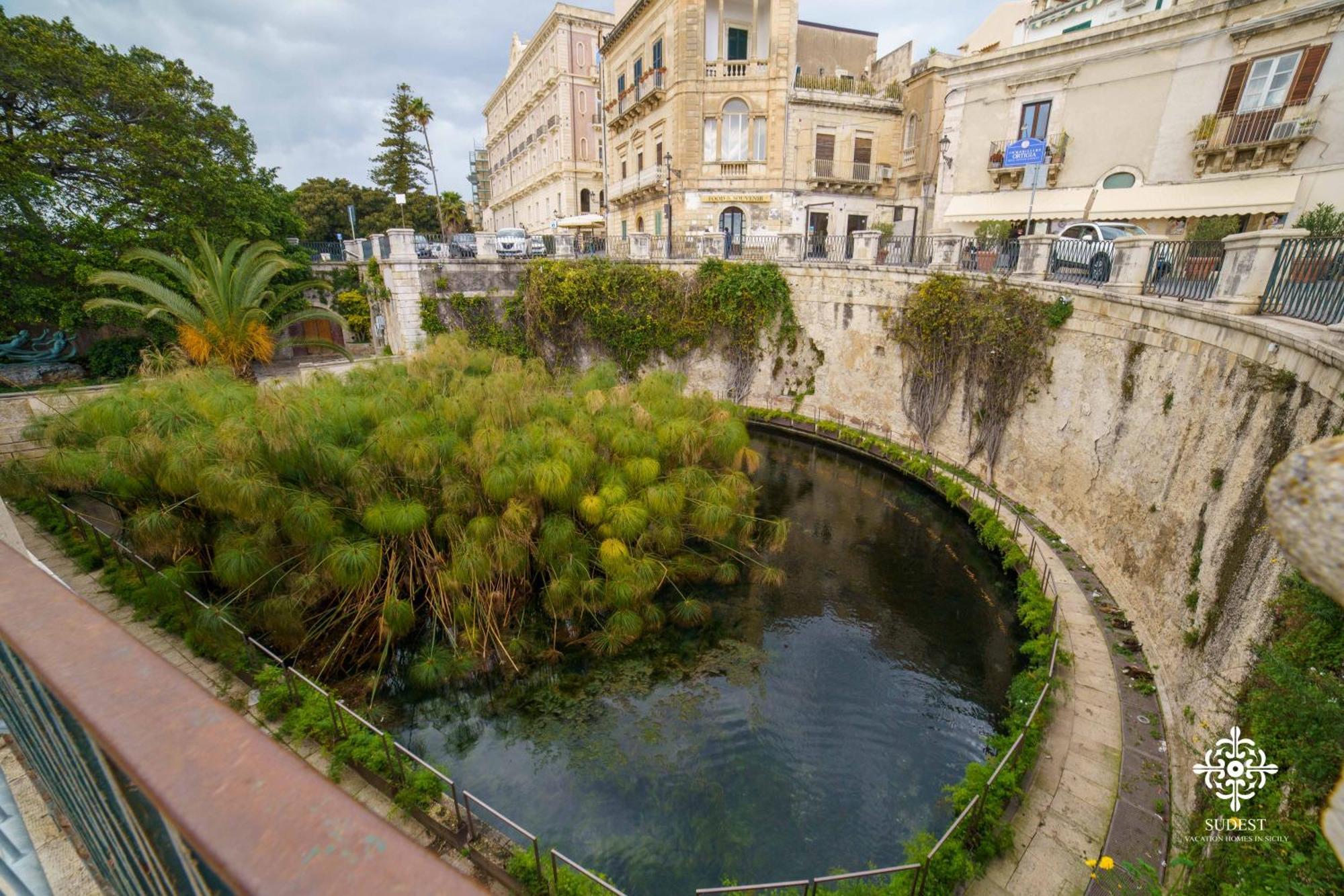 La Terrazza Sull'Antico Mercato Di Ortigia Сиракузы Экстерьер фото