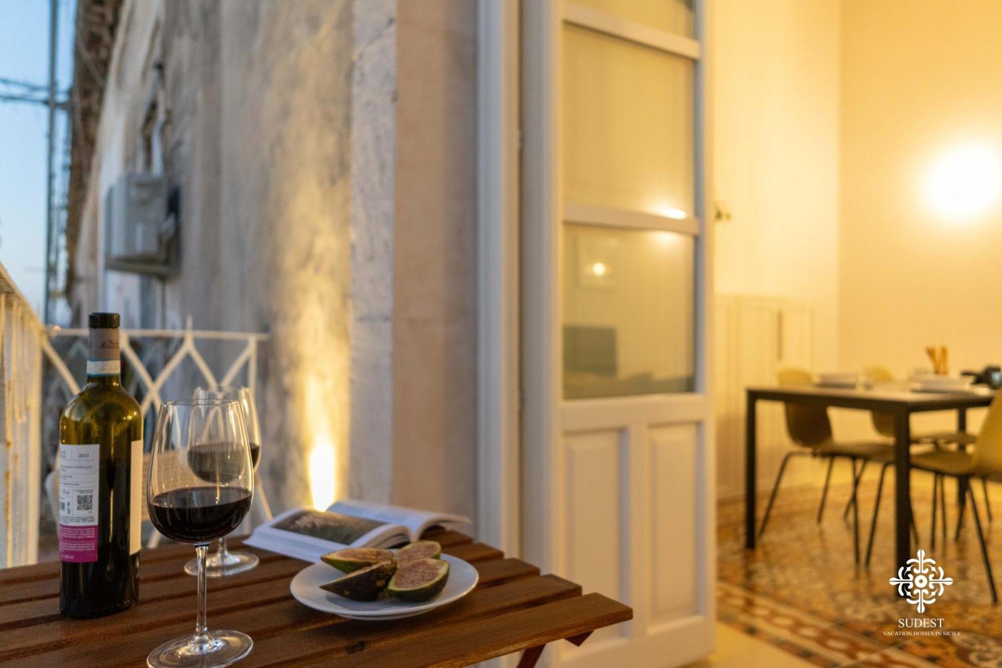 La Terrazza Sull'Antico Mercato Di Ortigia Сиракузы Экстерьер фото